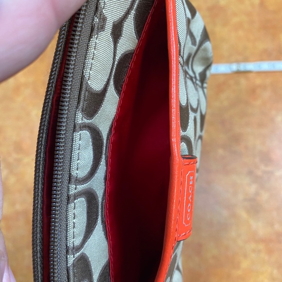 Coach clutch wristlet purse - Picture 6 of 6